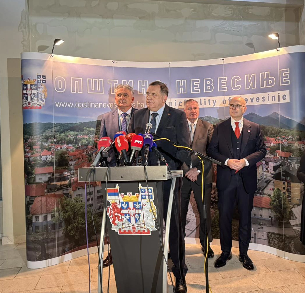 Dodik i Vučević: Nastavljaju se ulaganja Srbije u projekte u Republici Srpskoj